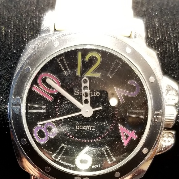 Watch - Picture 2 of 2